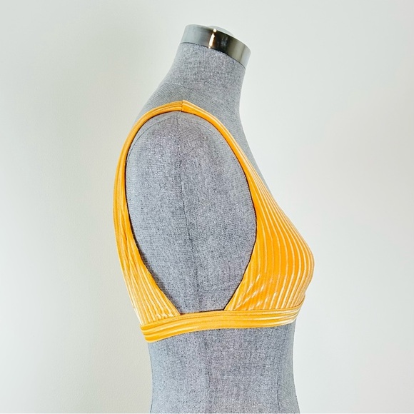 Dippin Daisy’s Festival Top‎ in Orange Ribbed Velvet - Picture 3 of 10